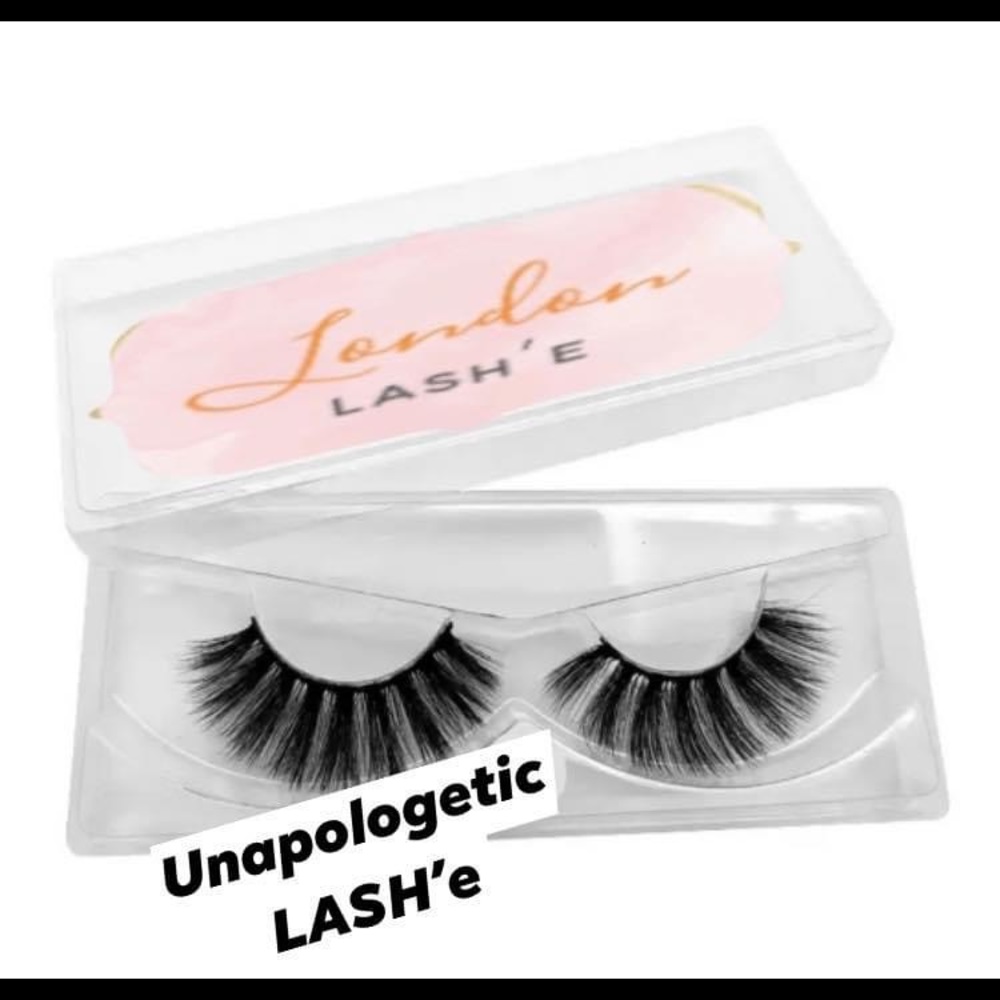 Lashes - Picture 3 of 10